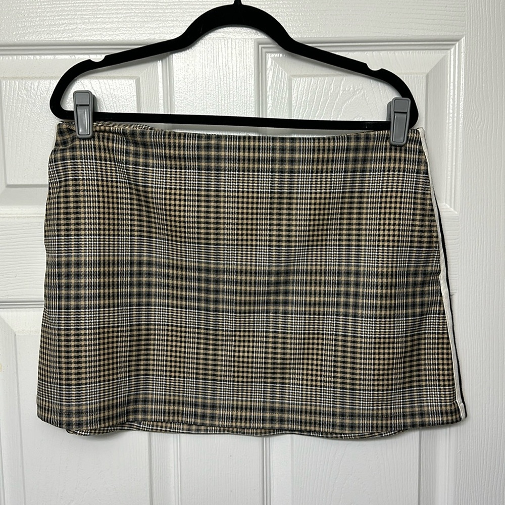 Urban Outfitters Plaid Mini Skirt with Pockets